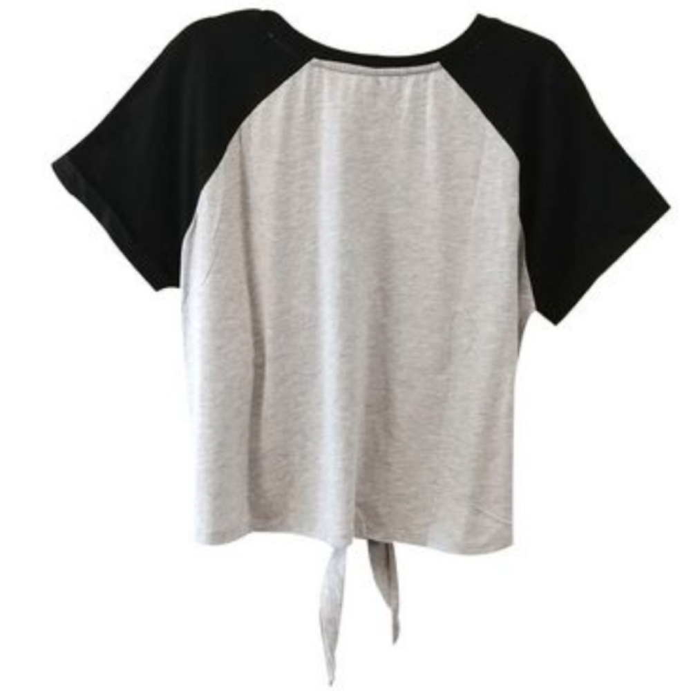 NWT Batman Two-way Sequined Front Tie Tee 4X - Picture 3 of 6